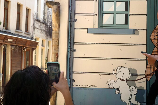 Brussels: the Comic Book Walls Walking Tour - Additional Attractions and Landmarks