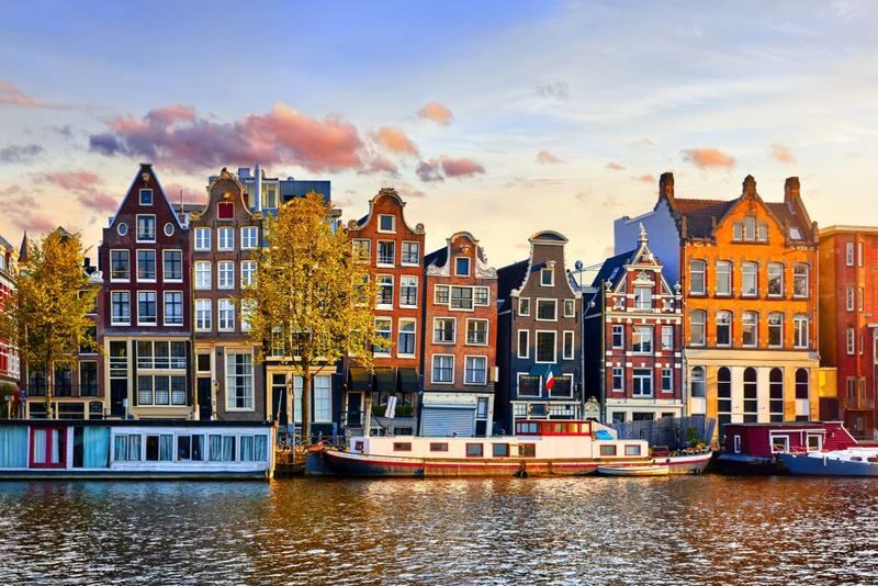 Brussels to Amsterdam Full-Day Small Group Tour - At a glance