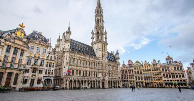 Brussels: Tour of the Most Instaworthy Spots With a Local - Inclusions and Exclusions