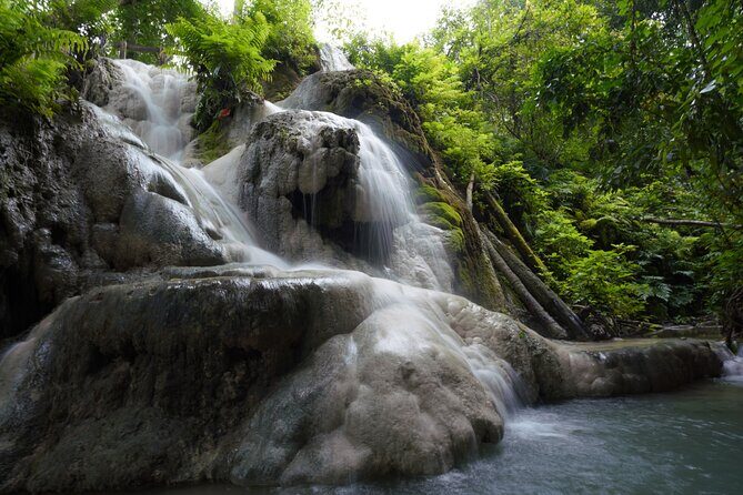 Bua Tong Sticky Waterfall-Nam Phu Chet Si Hotel Van Transfer - Exploring the Bua Tong Sticky Waterfall and Nam Phu Chet Si Tour in Chiang Mai