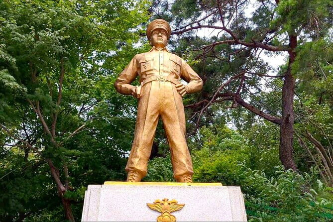 Buam dong Walking Tour Art, History and Parasite in Seoul - Good To Know