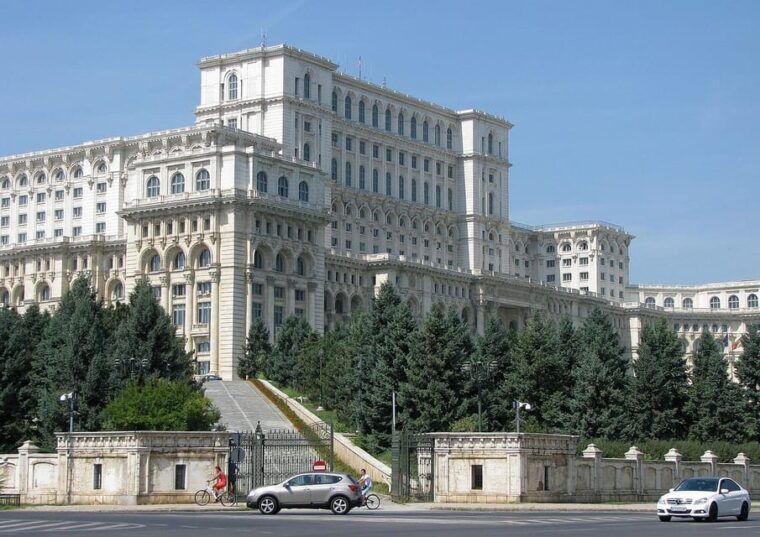 Bucharest city tour by car - FAQ