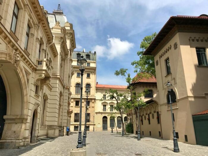 Bucharest: Communism, Revolution & City Highlights Tour - FAQ