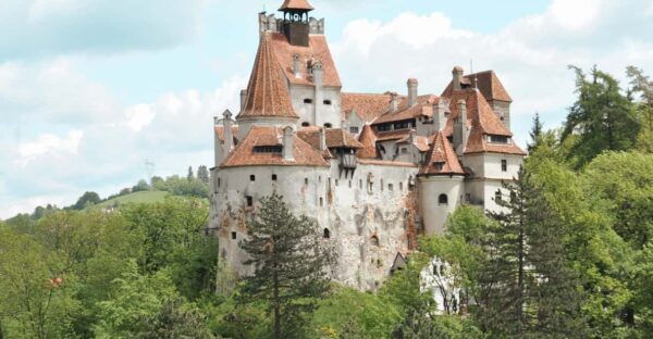Bucharest: Dracula's Castle, Peles Castle & Brasov Day Trip - The Sum Up