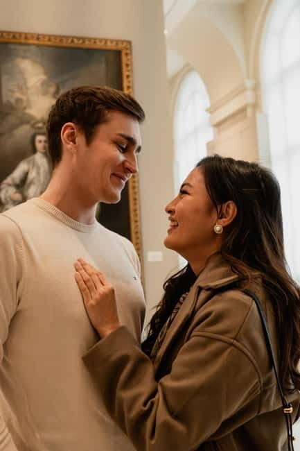 Bucharest: Essential Photo Session in the Charming Streets - Deep Dive into the Itinerary