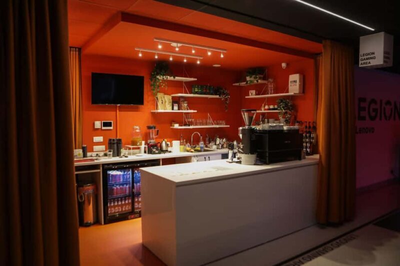 Bucharest: Family VR Adventure with Refreshments - The Sum Up