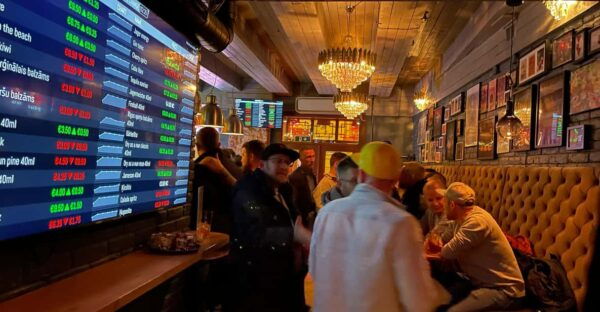 Bucharest Guided Pub Crawl - Booking Information