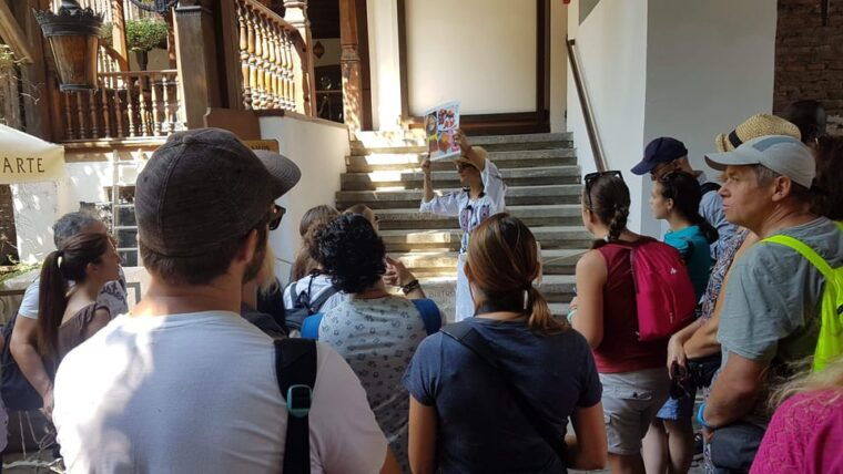 Bucharest: Guided Walking Tour with Romanian Snack - Authentic Experiences Based on Traveler Feedback