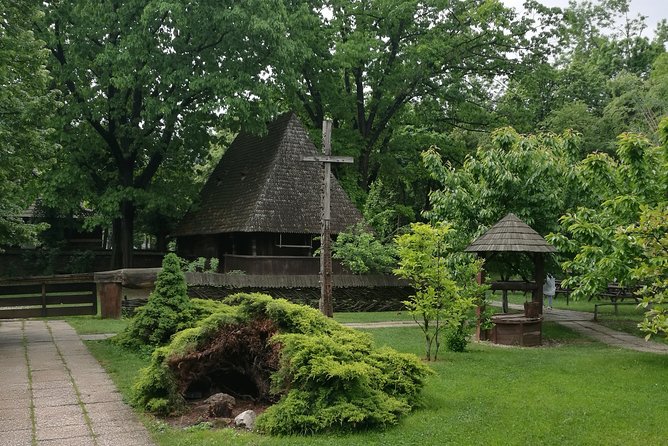 Bucharest Highlights Half-Day City Tour With Pickup - Weather Considerations
