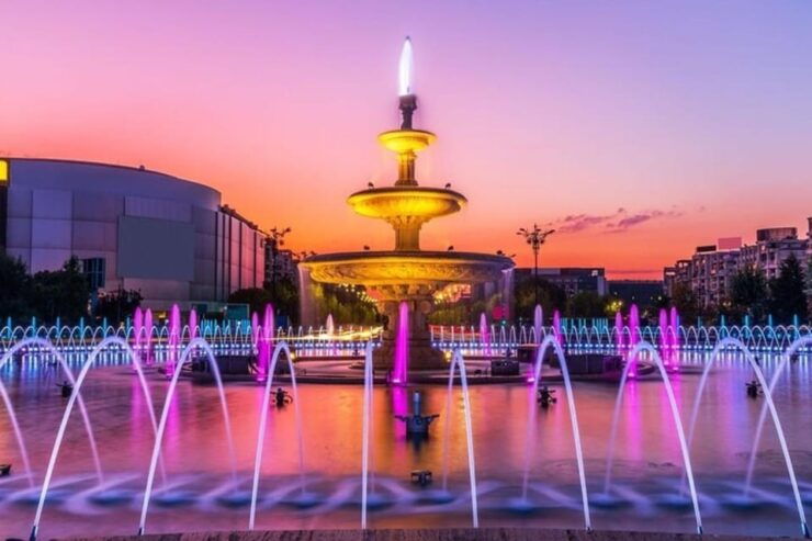 Bucharest : Highlights & Hidden Gems Walking Tour - Key Itinerary Highlights