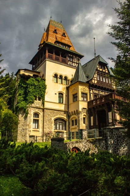 Bucharest: Peles Castle, Bran Castle & Braov Day Tour - FAQ