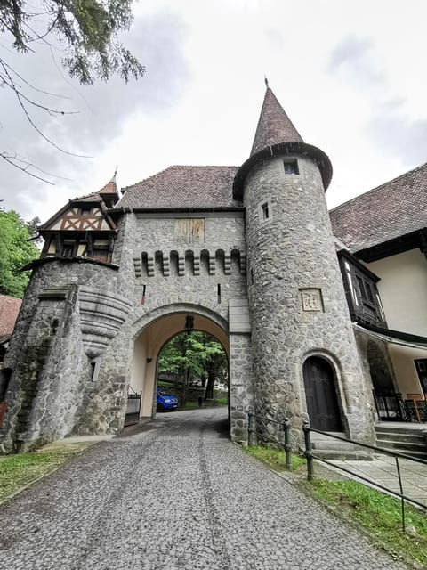 Bucharest: Peles Castle Half-Day Private Tour - Considerations and Tips
