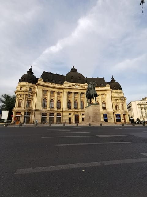Bucharest Private City Tour with visits and Photo Stops - Good To Know