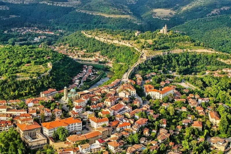 Bucharest: Private Day Trip to Veliko Tarnovo and Arbanasi - Introduction