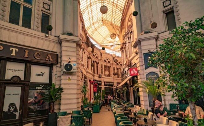 Bucharest: Private Walking Tour & Local Food Tasting - Customer Feedback