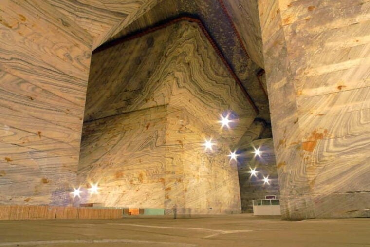 Bucharest: Salt Mine Guided Day Trip to Slnic - The Guide Experience: What Travelers Say