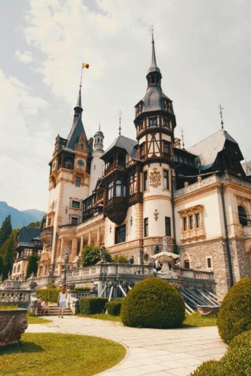 Bucharest to Bran- Dracula Castel and Peles Palace by Car - Tour Features