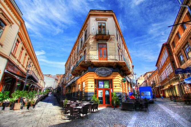 Bucharest VIP Bar Crawl in Lipscani Old Town - VIP Bar Crawl Experience Overview