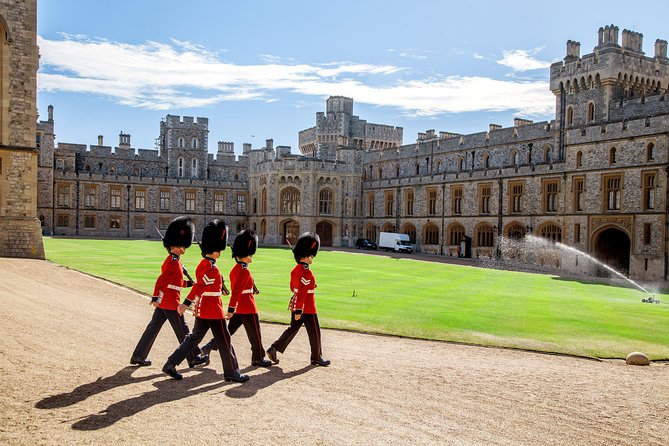 Buckingham Palace and Windsor Castle Day Trip From London - Cancellation Policy