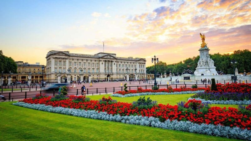 Buckingham Palace State Rooms Entry & Royal London Audio App - The Practical Details