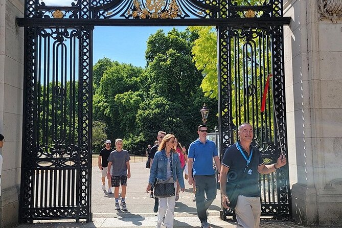 Buckingham Palace: Walking Tour With Entry & Audio Guide - Tour Details