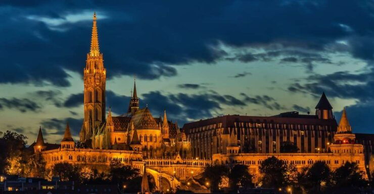 Buda Castle: Private Walking Tour - Inclusions and Exclusions
