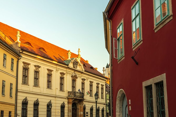 Buda Castle Quarter Walking Tour - Meeting and Pickup