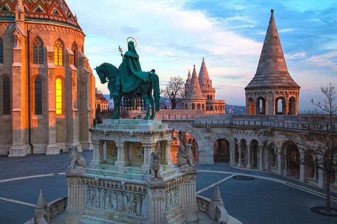 Buda Castle Walking Tour With Matthias Church Entry, Cake&Coffee - Accessibility and Cancellation Policy