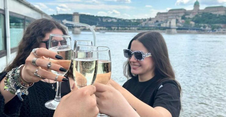 Budapest: 1 Hr Sunshine Booze Cruise With Prosecco - Booking Details