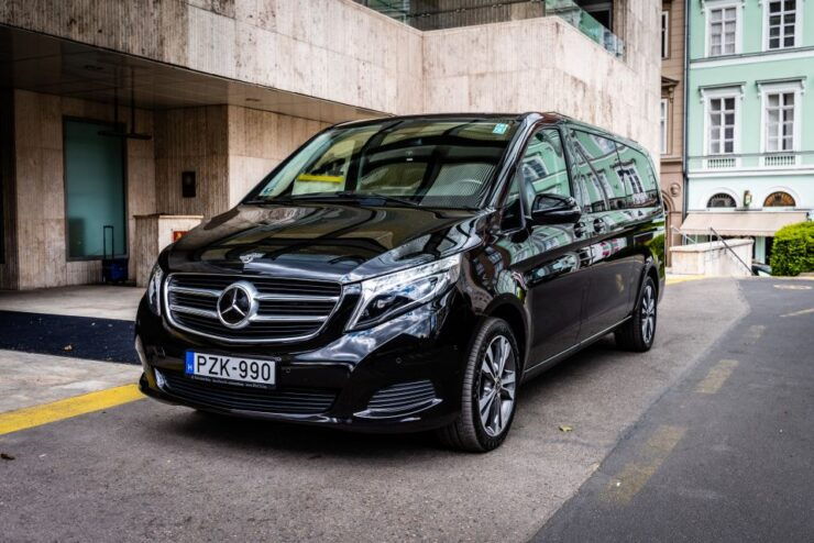 Budapest: 1-Way Private Luxury Airport Transfer - Experience Highlights