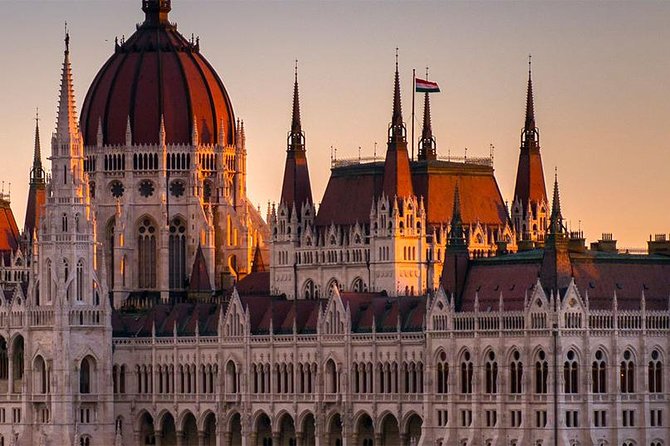 Budapest 101: 3-Hour Walking Tour With Chimneycake and Metro Pass - Additional Information