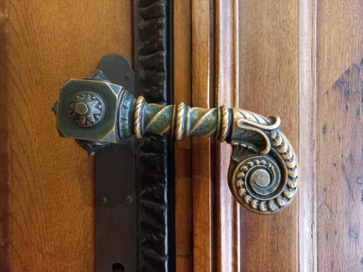 Budapest: 2.5-hour Hidden Sights Private Bike Tour - Experience Highlights