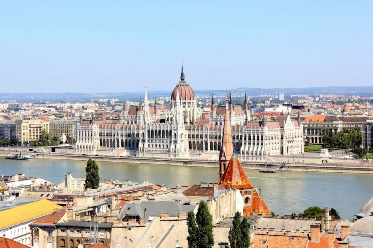 Budapest 3.5 Hour Private Walking Tour With Strudel Stop - Tour Overview