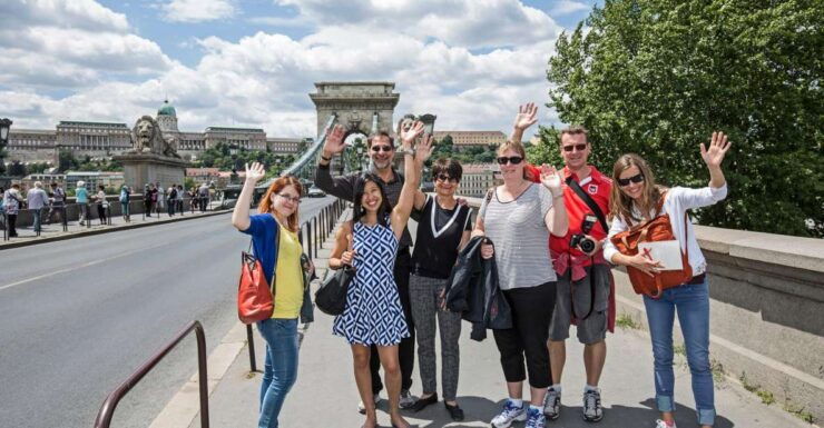 Budapest 3.5 Hour Private Walking Tour With Strudel Stop - Experience Highlights