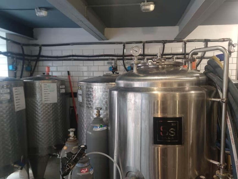 Budapest: 9-tier Hungarian & Craft Beer Tasting w/ snacks - FAQs