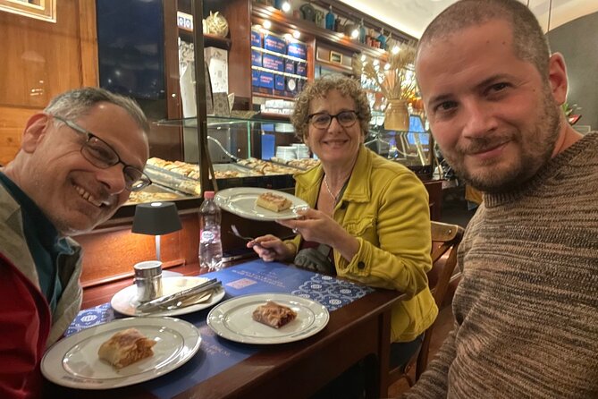 Budapest Bites: a Street Food Adventure (5 Dishes Included) - Sweet Treats and Dessert Delights