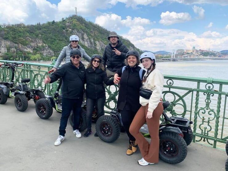 Budapest: Buda Highlights Guided Tour on Electric EZRaider - Experience Highlights