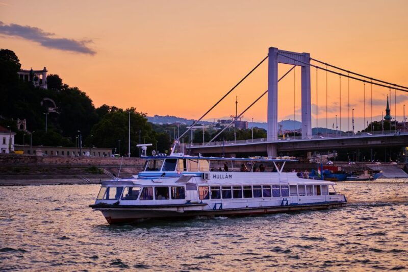 Budapest By Night Sightseeing Cruise - Good To Know