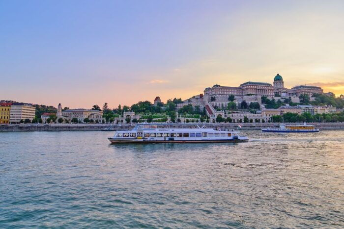 Budapest By Night Sightseeing Cruise - FAQ