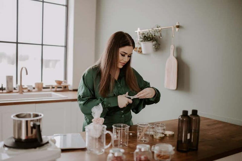 Budapest: Candle Making Masterclass with 5 Candles to Make - Introducing the Budapest Candle Making Masterclass