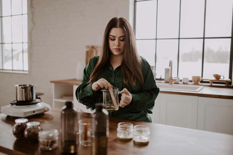 Budapest: Candle Making Masterclass with 5 Candles to Make - Why This Experience Offers Real Value