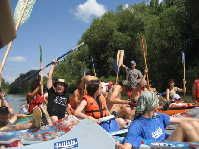 Budapest: Canoeing Tour on the Danube With Hot Sauna After - Sauna Facility Highlights