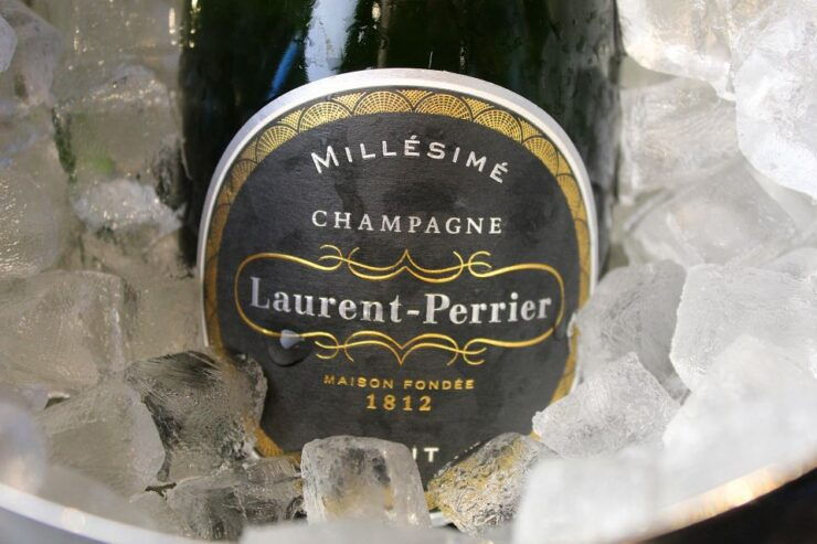 Budapest: Champagne Tasting at Étoile Champagne Bar & Snacks - Experience Highlights