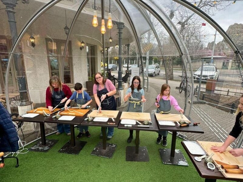 Budapest: Chimney Cake Workshop in City Park - The Itinerary Breakdown