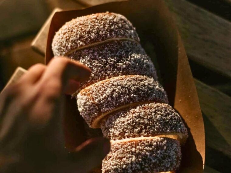 Budapest: Chimney Cake Workshop in City Park - Authentic Insights from Reviews