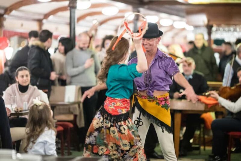 Budapest: Christmas and Holiday Danube Dinner Cruise - Budapest: Christmas and Holiday Danube Dinner Cruise – A Detailed Review