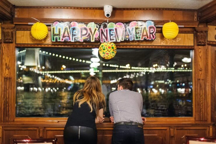 Budapest: Christmas and Holiday Danube Dinner Cruise - Pricing and Reservation Details