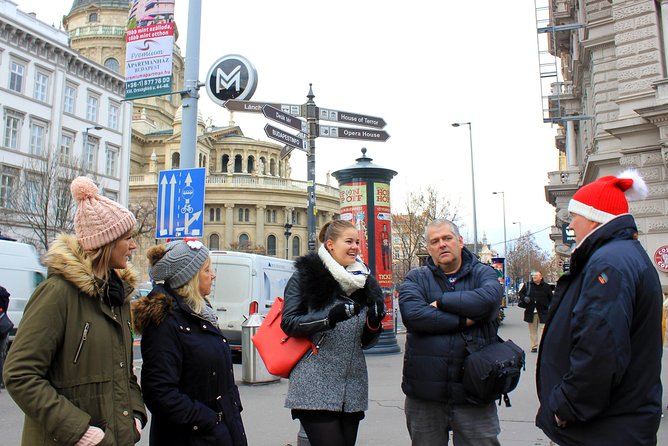 Budapest Christmas Walking Tour With Basilica Entry - What To Expect