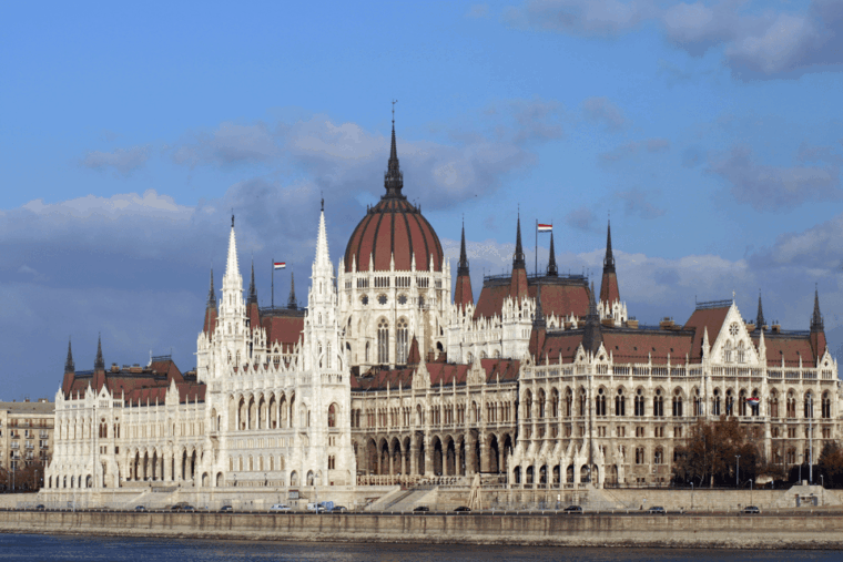 Budapest: City Discovery Tour - Who Should Consider This Tour?