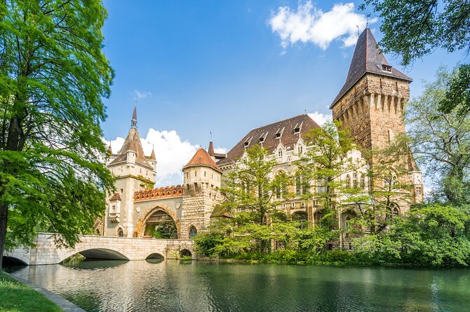 Budapest: City Park Self-Guided Walking Tour - What To Expect